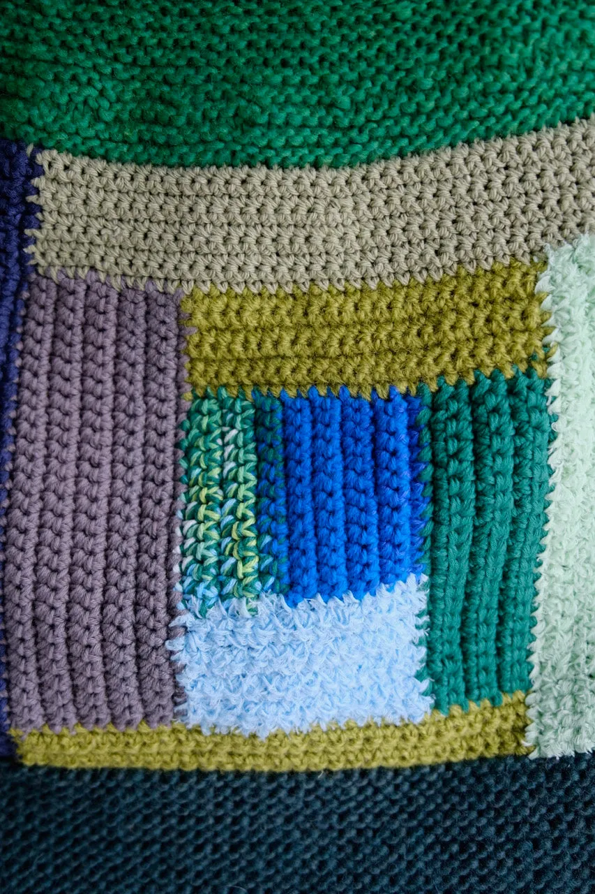Knitwear No.105. Mini cape. Eleonor